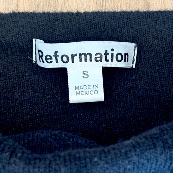 Elio Knit Top in Black - Small (EUC) - Picture 4 of 5